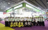 Yizumi Unveils the Latest Technical Fruits in Chinaplas 2013